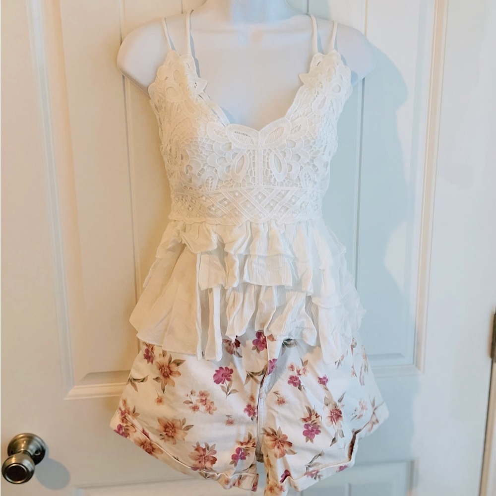 Chelsea & Violet White Crochet Boho Strappy Tank Top Layered Lace Blouse Sz XS